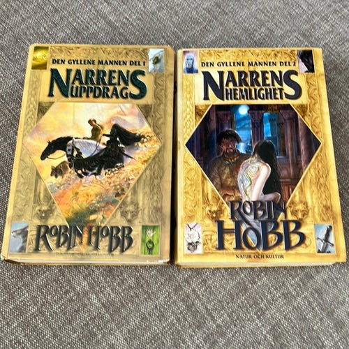 Robin Hobb Fantasyböcker (2 st) • Den gyllene mannen • Del 1 och 2 • Svenska