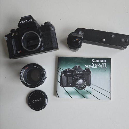 Canon f1 new med winder och ae fn finder och Canon FD 50mm f 1.4 ssc