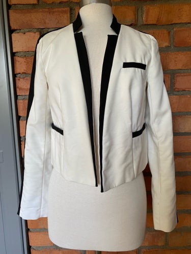 Gina Tricot vit kavaj, storlek 40