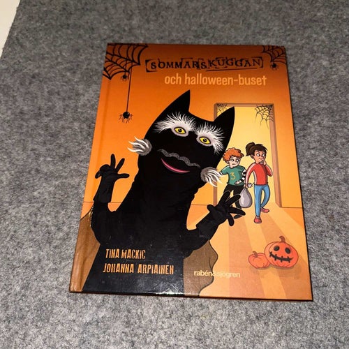 Mackic / Arpiainen - Sommarskuggan och halloween-buset