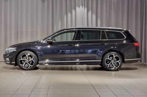 Volkswagen Passat Sportscombi | 4M | Drag | Matrix | Navi | P-värmare