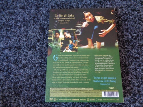 DVD-DOFTEN AV GRÖN PAPAYA *Av Anh Hung Tran*
