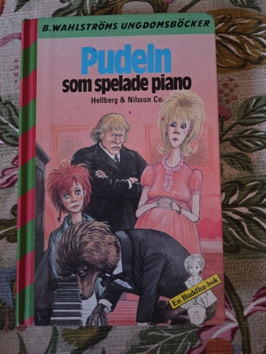 Retrobok: Pudeln som spelade piano, Hellberg & Nilsson Co. (1988)