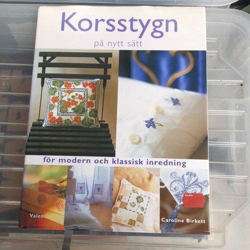 Korsstygn på nytt sätt av Caroline Birkett, 2003