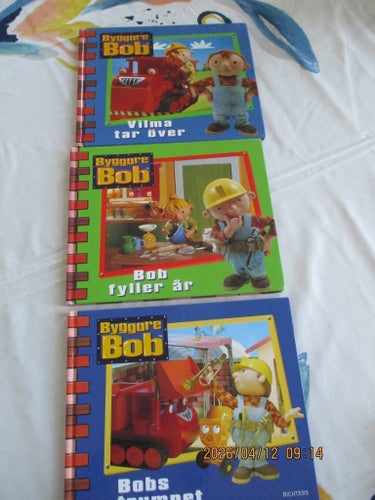 3 böcker med Byggare Bob