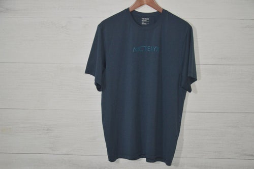Arcteryx t-shirt L