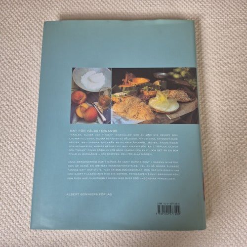 Inbunden bok Kärlek, Oliver och Timjan av Anna Bergenström, Fanny Bergenström
