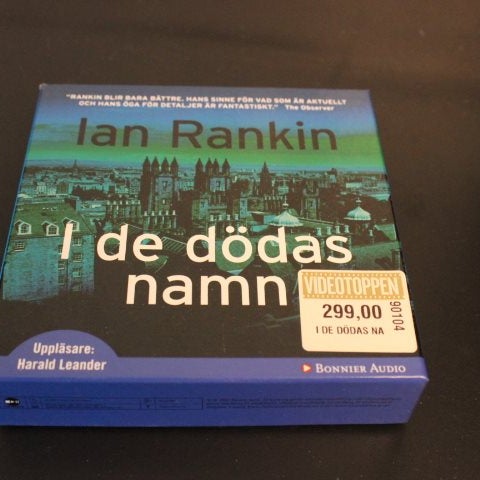 CD-bok: I de dödas namn - Ian Rankin
