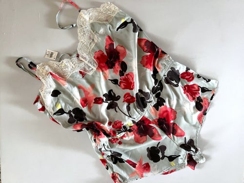 LINDEX blommönstrad playsuit, stl M