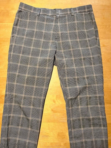 H&M gråa byxor, storlek 32