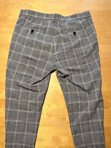 H&M gråa byxor, storlek 32