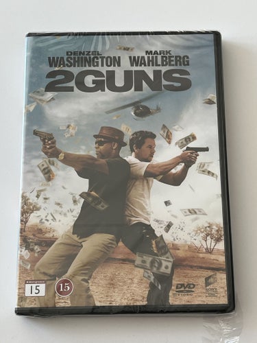 2 Guns (Denzel Washington & Mark Wahlberg, 2013). Inplastad DVD