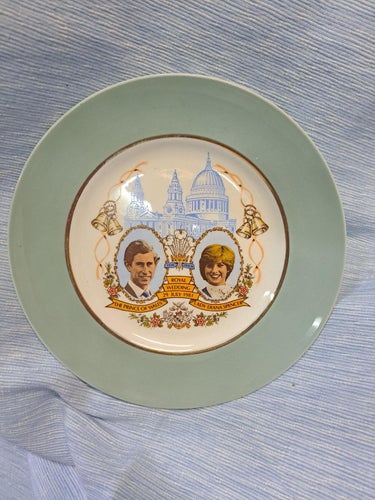 Royal Wedding Commemorate Plate of Diana and Prince of Whales James Gerard