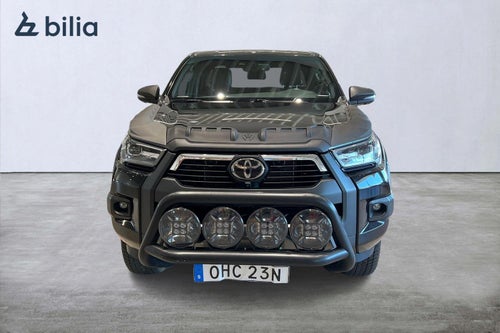 Toyota Hilux Dubbelhytt D-CAB 2,8 TURBO D-4D, 4WD AUTOMAT INVINCIBLE