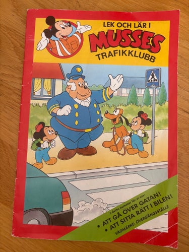 Lek och lär i Musses Trafikklubb Musse pigg rolig bok om trafik