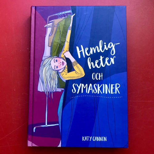 HEMLIGHETER OCH SYMASKINER Katy Cannon 2019