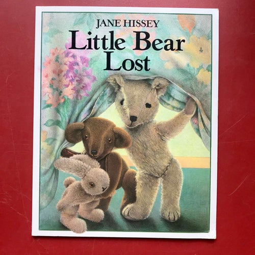 LITTLE BEAR LOST Jane Hissey 1993