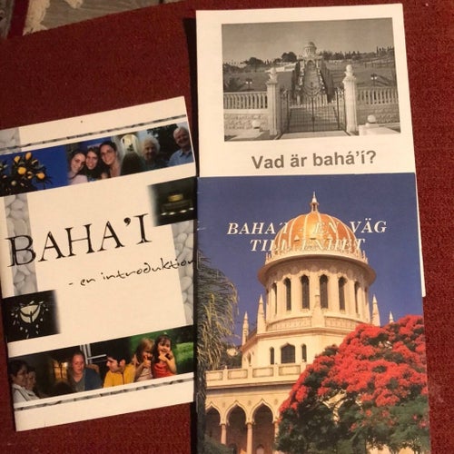 Baha'i Böcker: 'Baha'i - en introduktion' (2006), 'Baha'i - En väg till enhet'