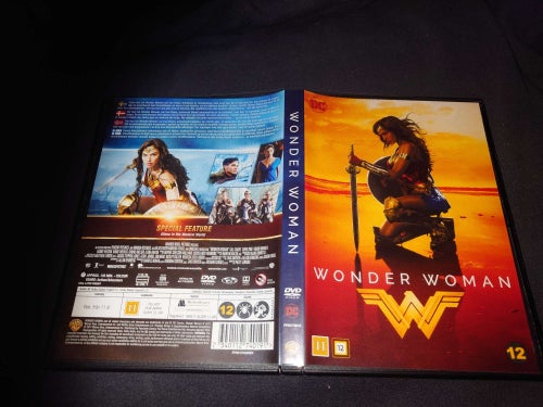Wonder Woman (Gal Gadot, Chris Pine)