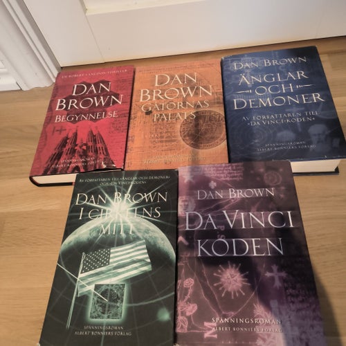 Dan Brown - Samling av 5 böcker (Begynnelse, Gåtornas Palats, Änglar och