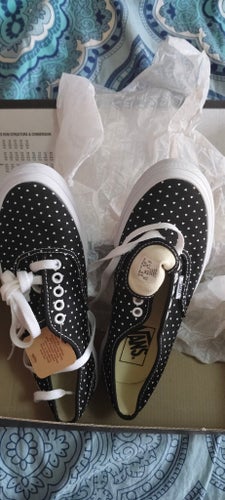 Vans Authentic Sneakers Svarta med vita hjärtan, EUR 34.5