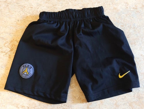 PSG fotbollsshorts, stl 152