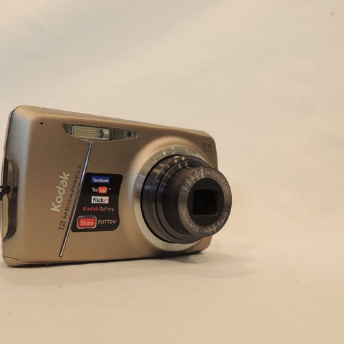 Kodak EasyShare M550 – 12MP kompaktkamera.