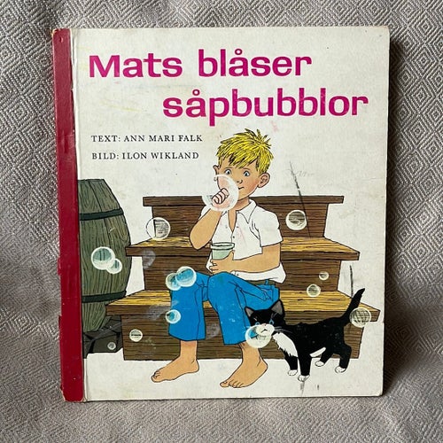 Mats blåser såpbubblor, Ann Mari Falk, 1961
