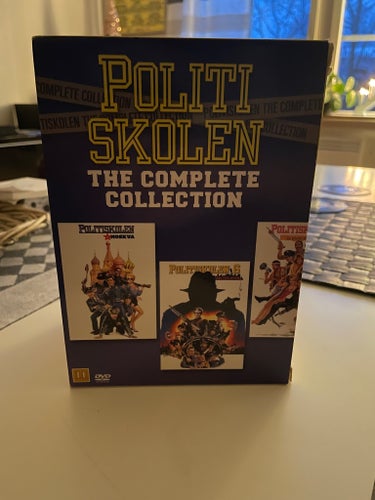 Polisskolan - The Complete Collection DVD norskt omslag