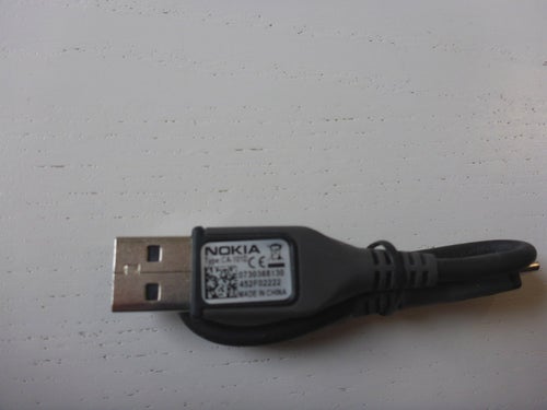 Nokia Type:CA-101D mini och standard USB sync kabel