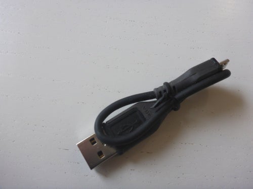 Nokia Type:CA-101D mini och standard USB sync kabel