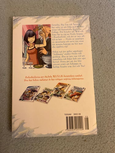 Witch pocket vol 8 - svenska pseudomanga manga anime magical girls shojo
