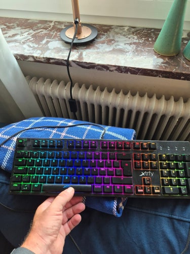 Xtrfy K4 RGB Gaming Tangentbord