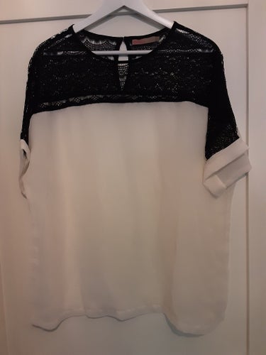 SAINT TROPEZ svart, vit topp, storlek L