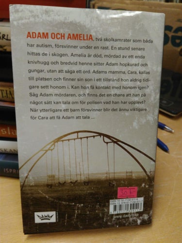 Ögonkontakt av Cammie McGovern, bok, inbunden Very Fine