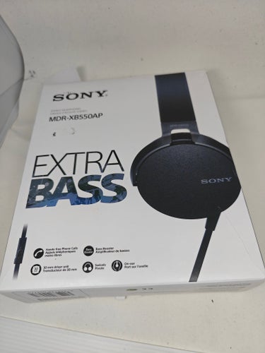 Sony MDR-XB550AP Hörlurar med Extra Bass - sladd så klart