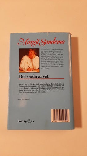 SAGAN OM ISFOLKET 9 DEN ENSAMME INB M.OMSLAG MARGIT SANDEMO I FINT SKICK