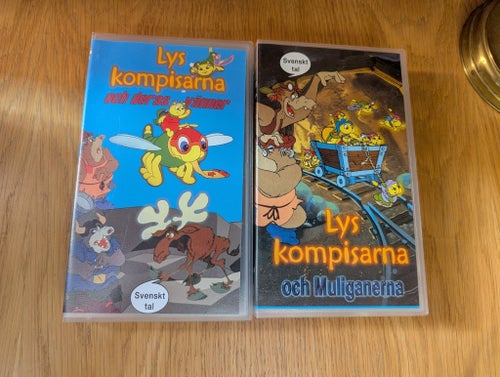 OÖPPNAD!! 2 ST Lyskompisarna VHS-filmer: "Lyskompisarna och deras vänner"