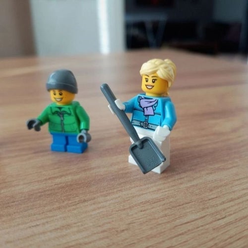 Lego figurer barn mamma flicka pojke spade glass