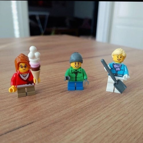 Lego figurer barn mamma flicka pojke spade glass
