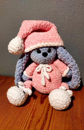Handgjord virkad kanin ungefär 29 cm