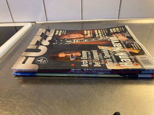 Musiktidning FUZZ, 5 nr 2002, gitarrtidning