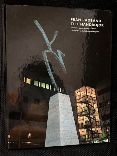 Från radband till handbojor.