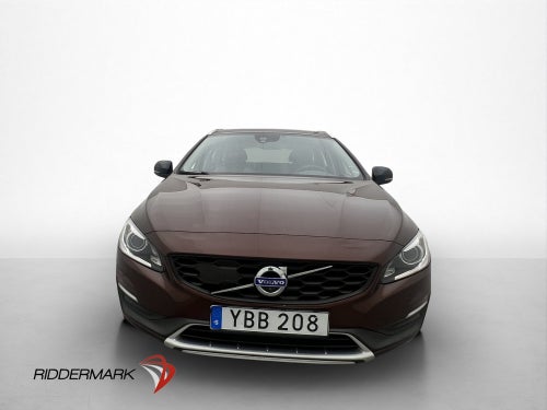 Volvo V60 Cross Country D4 AWD 220hk Summum D-värm B-kam VOC
