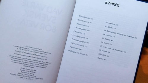 Vad varje svensk bör veta av Sune Örnberg, Robert Dahlström. Very Fine plus
