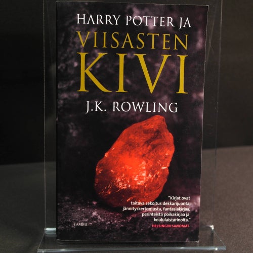 J. K. Rowling - Harry Potter ja viisasten kivi