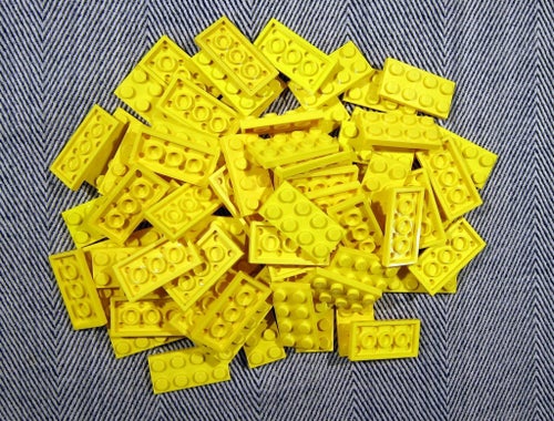 LEGO Gul Plate Plattor 2 X 4 Item No: 3020 Ca 100 gram