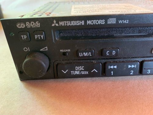 Mitsubishi Motors CD-spelare / bilstereo