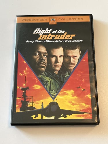 Flight of the intruder (Danny Glover & Willem Dafoe, 1990). Beg. DVD