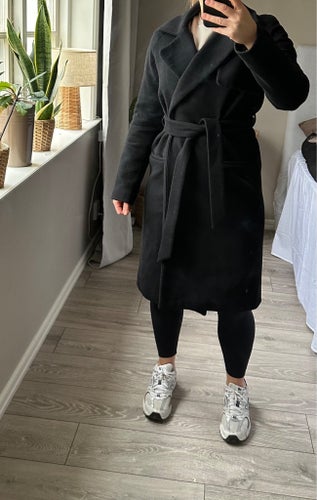 DAY BIRGER ET MIKKELSEN svart kappa, storlek 36